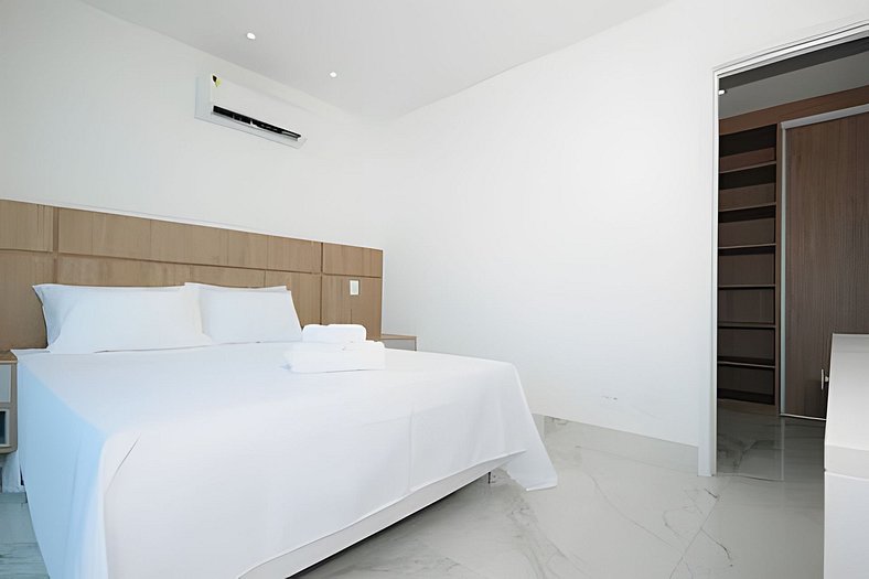 404 Penthouse for 10 at Praia do Forte