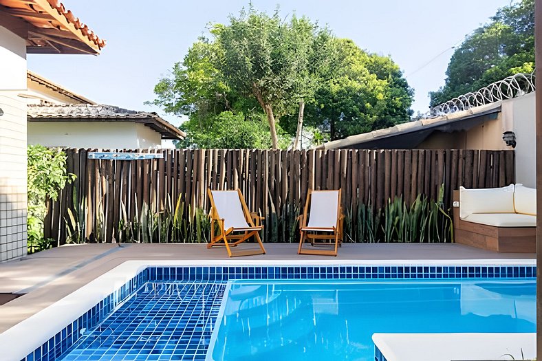 Casa para 14 com piscina privativa perto da Praia de Manguin