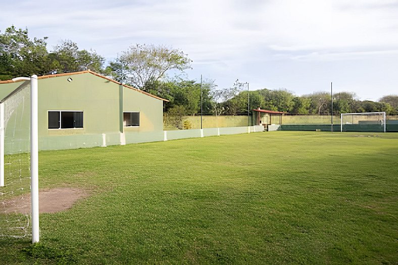 Casa para 6 em condomínio completo perto da Praia