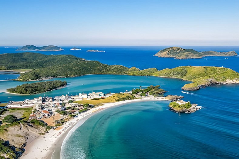 Totalmente renovado frente a Praia do Forte